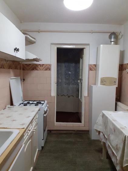 Apartament cu 2 camere decomandat în Ostroveni
