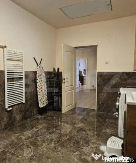 Casă cu 3 camere cu Teren 1212 Mp în Central