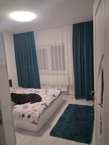 Apartament cu 3 camere în Petros