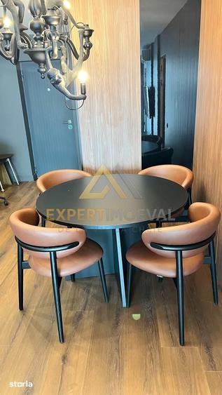 Apartament cu 3 camere în Traian