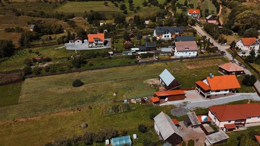 Teren Construcții intravilan de 2781 mp, în Nord