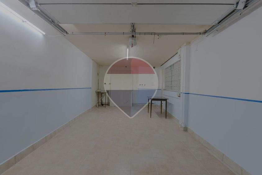 Spațiu comercial, de 100 mp, în Noua