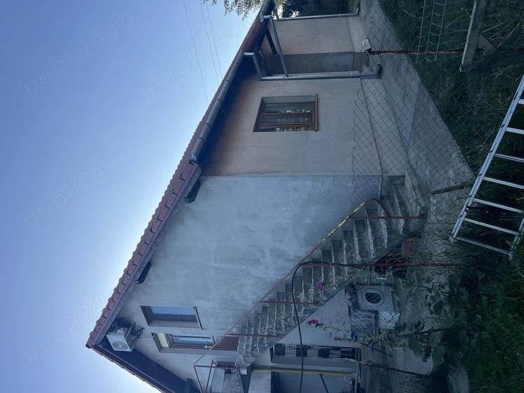 Casă cu Teren 1200 Mp în Utvin