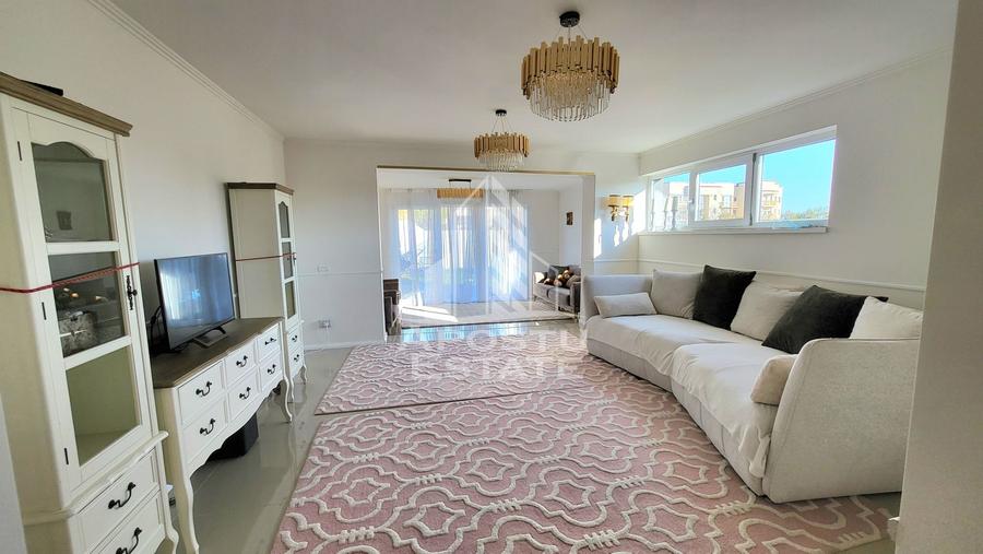 Duplex cu 6 camere cu Teren 350 Mp în Ghiroda