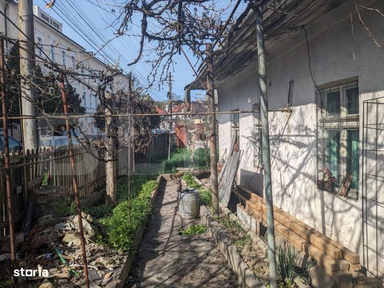 Spațiu comercial, de 400 mp, în Central