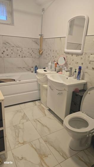 Apartament cu 3 camere în Solidarității