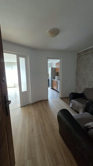 Apartament cu 2 camere nedecomandat în Florești