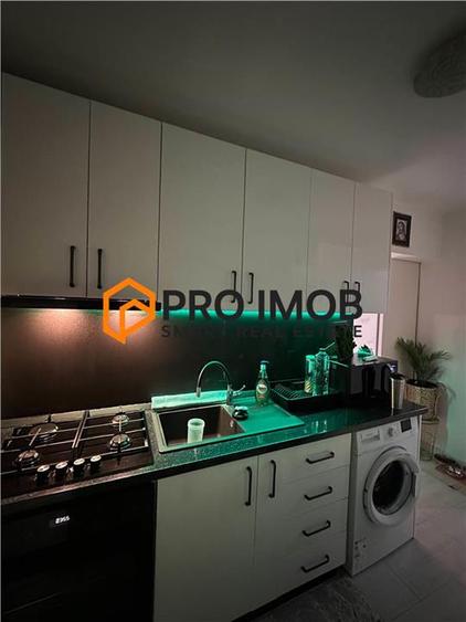 Apartament cu 2 camere decomandat, mobilat în 1 Decembrie