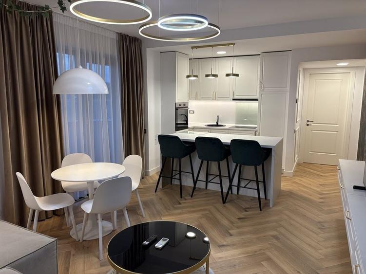 Apartament cu 2 camere semidecomandat în Pipera