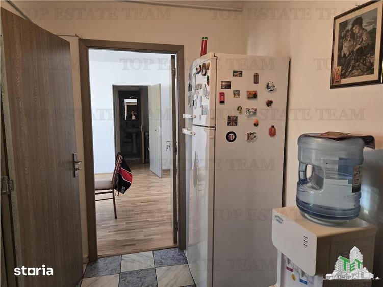 Apartament cu 3 camere în Drumul Taberei — fotografia 1