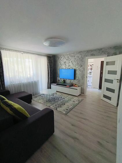 Apartament cu 2 camere decomandat în Tudor