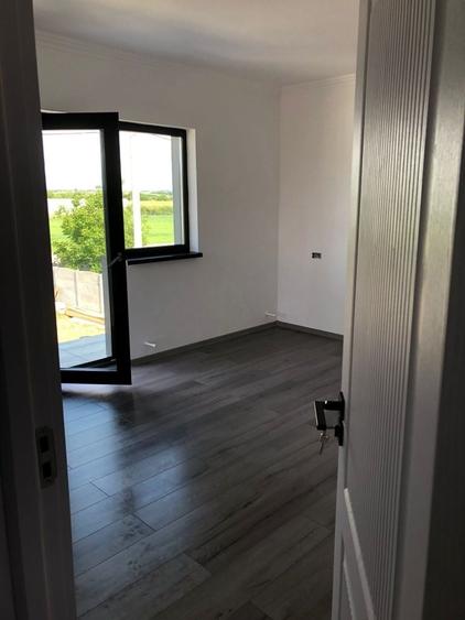 Casă cu 4 camere în Bran