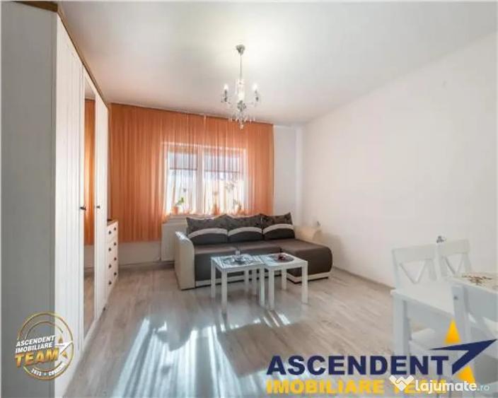 Casă cu 2 camere cu Teren 186 Mp în Simeria