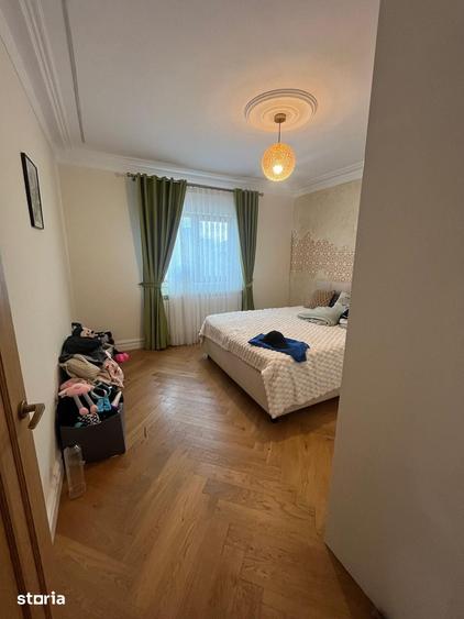 Casă cu 3 camere cu Teren 400 Mp în Holboca