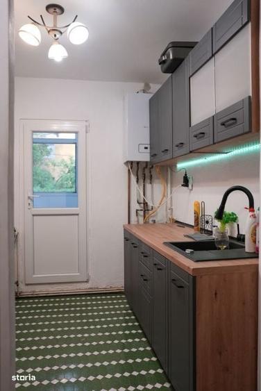 Apartament cu 2 camere decomandat în 1 Mai