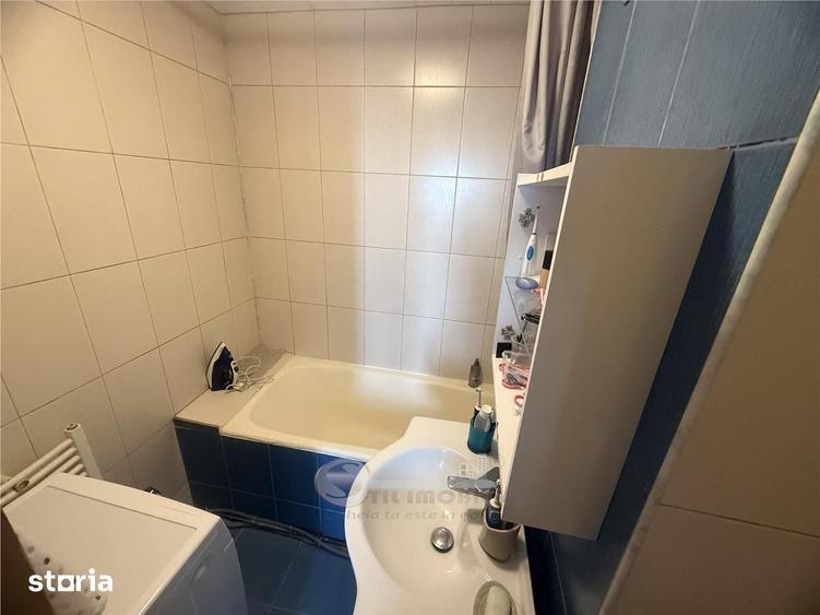 Apartament cu 2 camere decomandat în Galata