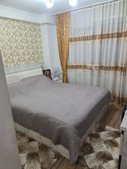 Apartament cu 3 camere decomandat în Autogară