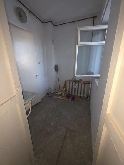 Garsonieră decomandată în Unirii Nord