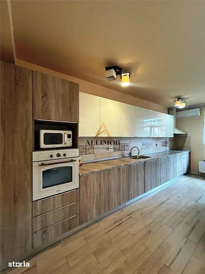Casă cu 4 camere cu Teren 400 Mp în Bucov
