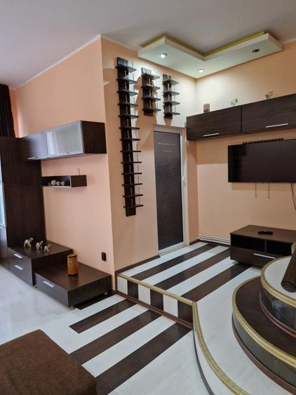 Apartament cu 2 camere decomandat în Ultracentral