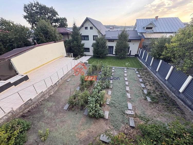 Casă cu 2 camere cu Teren 1200 Mp în Filiași