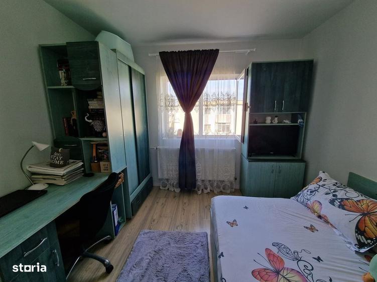 Apartament cu 2 camere decomandat în 9 Mai