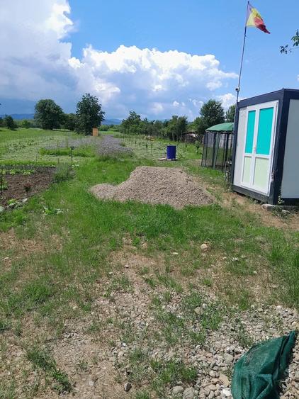 Teren de 9800 mp, în Unguriu