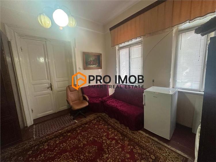 Casă individuală cu 4 camere cu Canalizare în Central