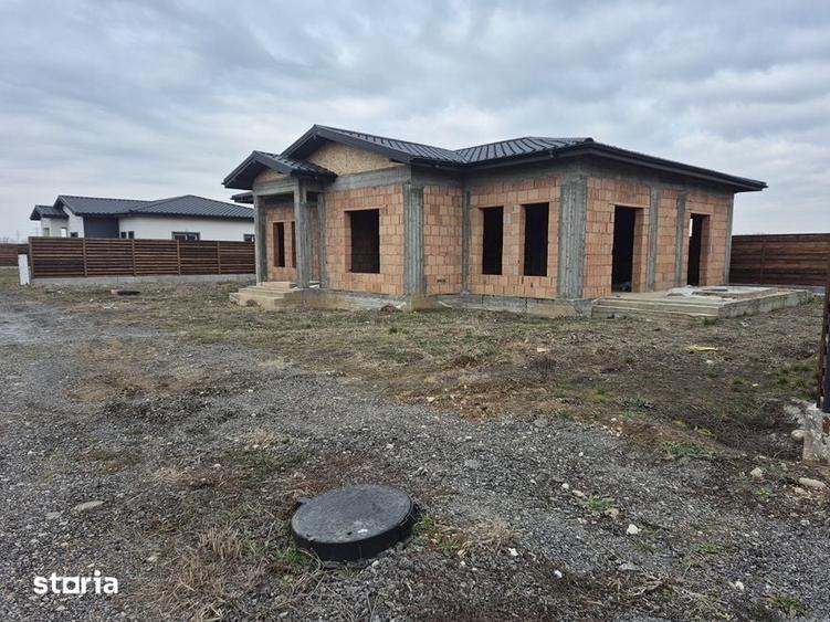 Vila Balotesti, padure,'la rosu',bransata la utilitati 99000 euro - 6