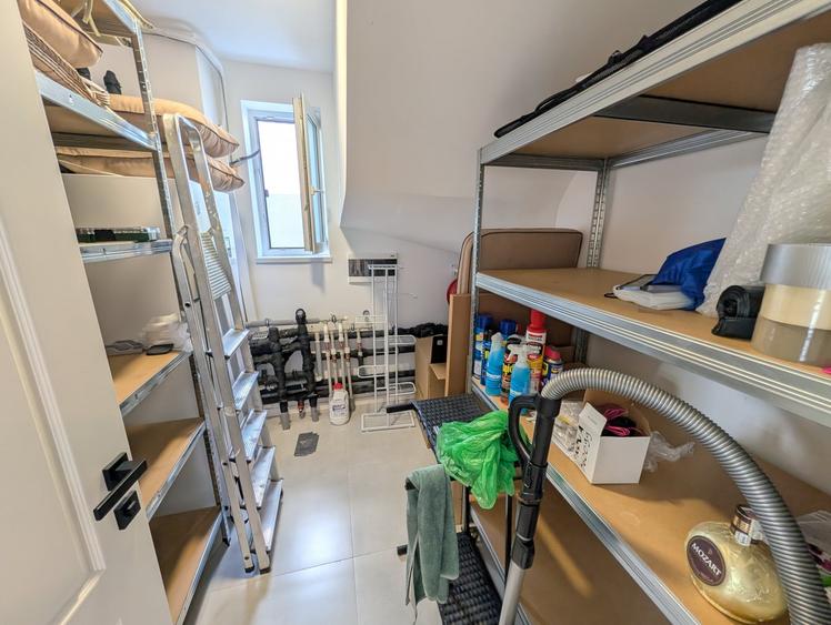 Casă individuală cu 4 camere cu Teren 360 Mp în Tunari
