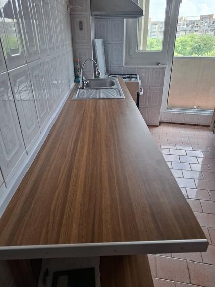 Apartament cu 3 camere decomandat în Crângași