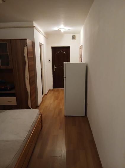 Garsonieră semidecomandată în Central