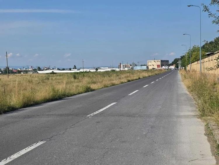 Teren de 2000 mp, în Bartolomeu