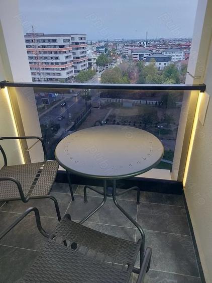 Garsonieră decomandată în Apărătorii Patriei