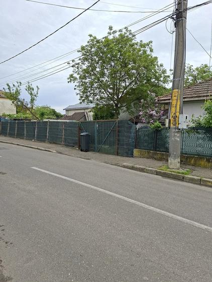 Teren de 480 mp, în Mioriței