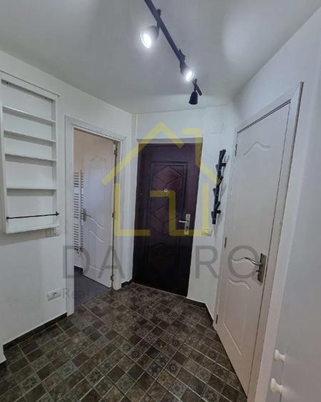 Garsonieră, mobilată în P-ța Romană