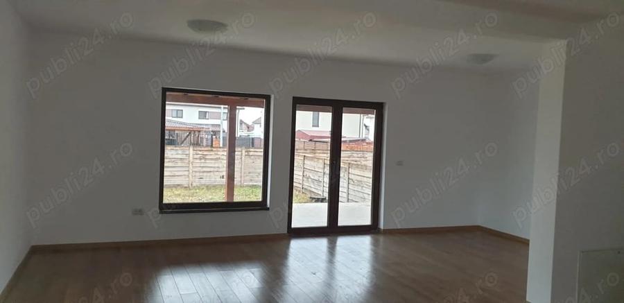 Casă cu 4 camere cu Teren 400 Mp în Tărlungeni