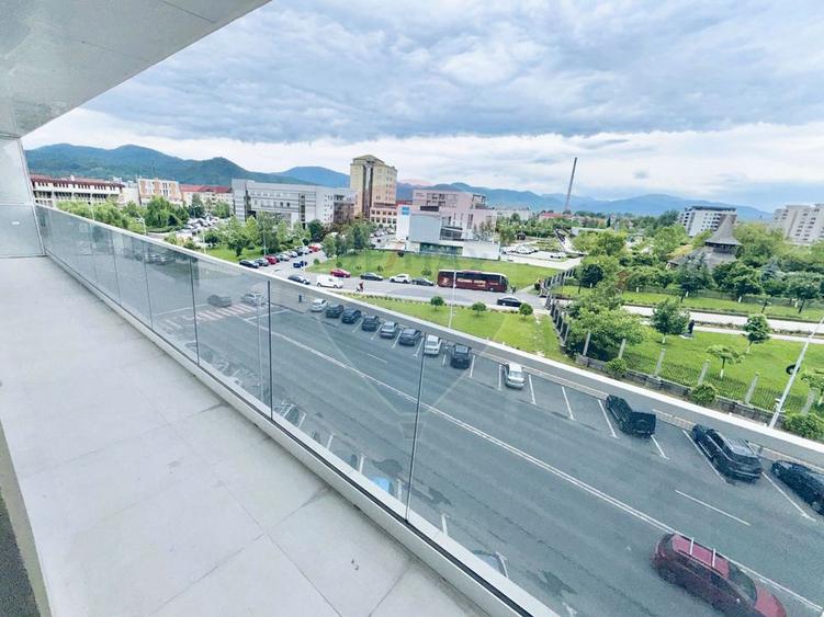 Ultracentral, apartament de LUX 3 camere de inchiriat - 2