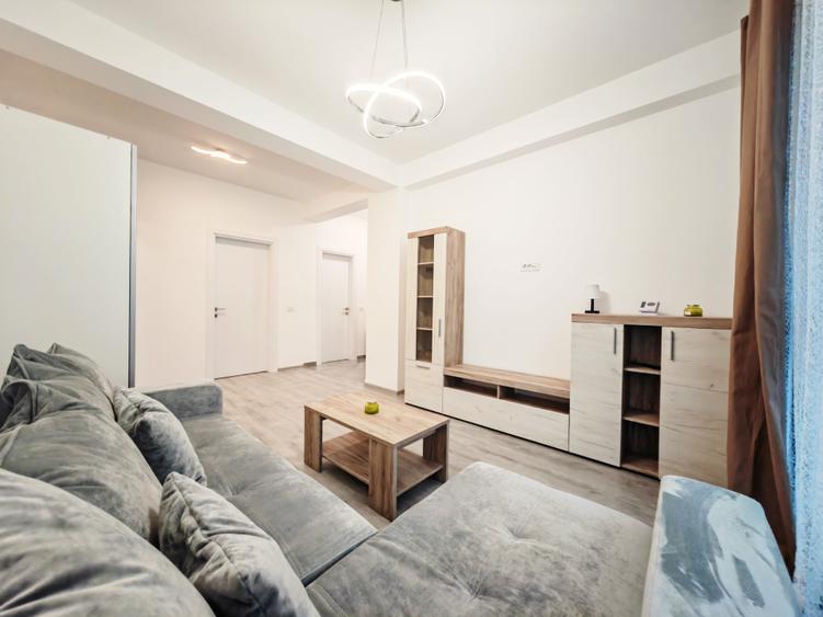 Apartament cu 2 camere decomandat, mobilat în Splaiul Unirii