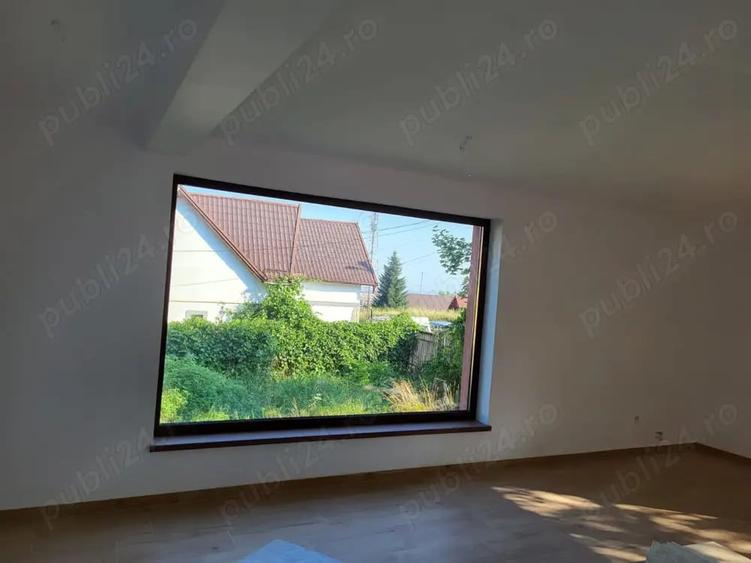 Casă cu 6 camere cu Teren 590 Mp în Bunloc
