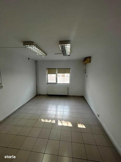 Apartament cu 2 camere decomandat în Nicolina