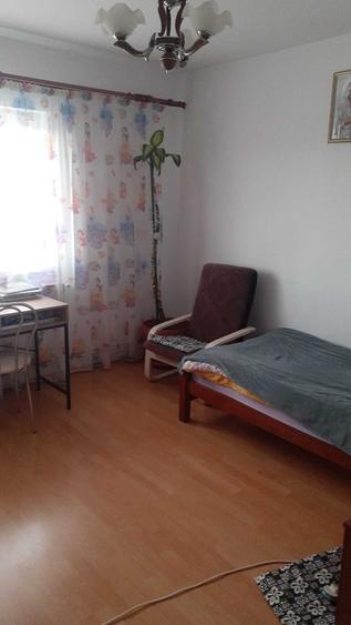 Apartament cu 3 camere decomandat în Mărăști