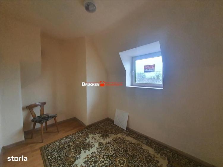 Casă cu 4 camere cu Teren 824 Mp în Central