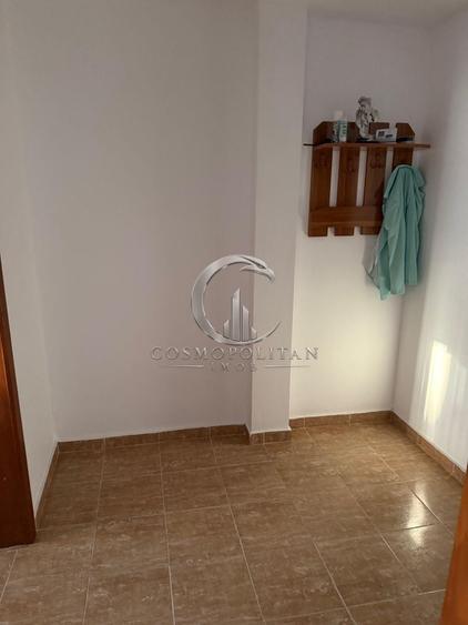 Apartament cu 2 camere zona Unirii Sud etaj intermediar Pret: 80.000 - 7