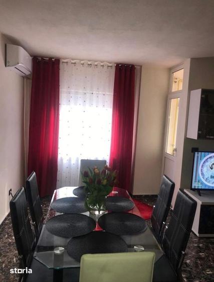 Apartament cu 3 camere decomandat în 1 Mai