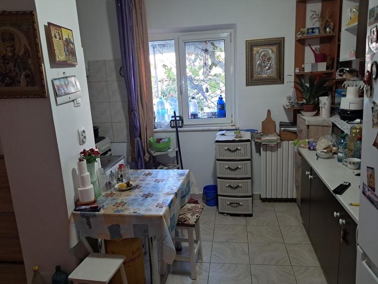 Apartament cu 2 camere decomandat în Dacia