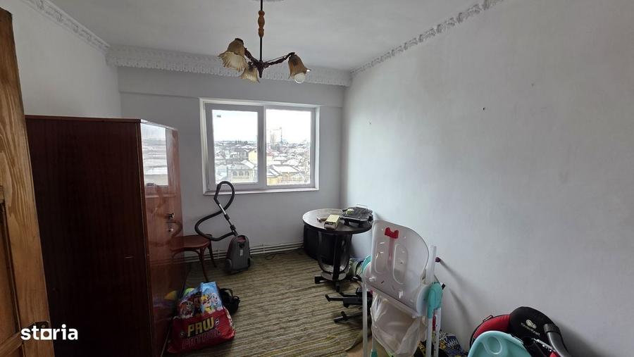Apartament cu 4 camere în Central