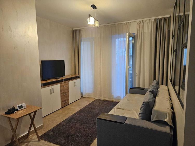Apartament cu 2 camere semidecomandat în Central