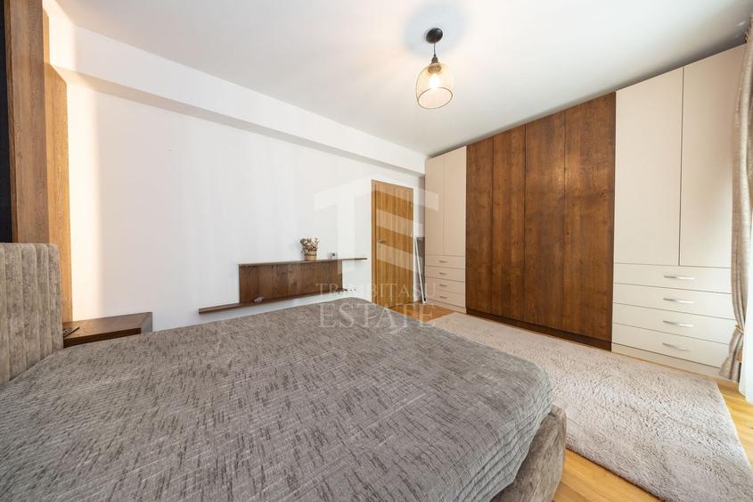 Apartament cu 2 camere semidecomandat, mobilat în Tractorul