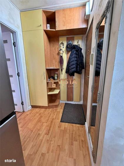 Apartament cu 3 camere, mobilat în Astra